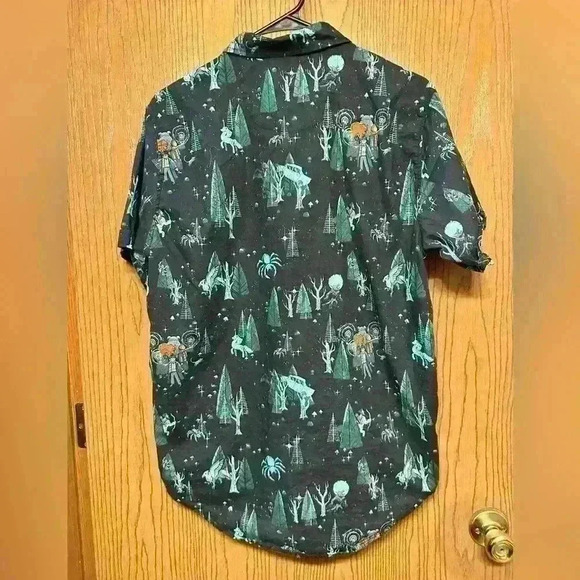 Harry Potter Shirt Mens M Black Green Forbidden Forest Wizard Button Hot Topic - Picture 2 of 8